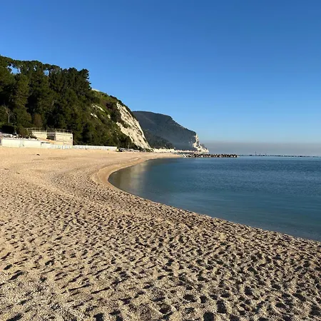 招待所 Nina 锡罗洛