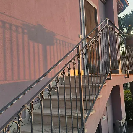 בית הארחה Nina 3*